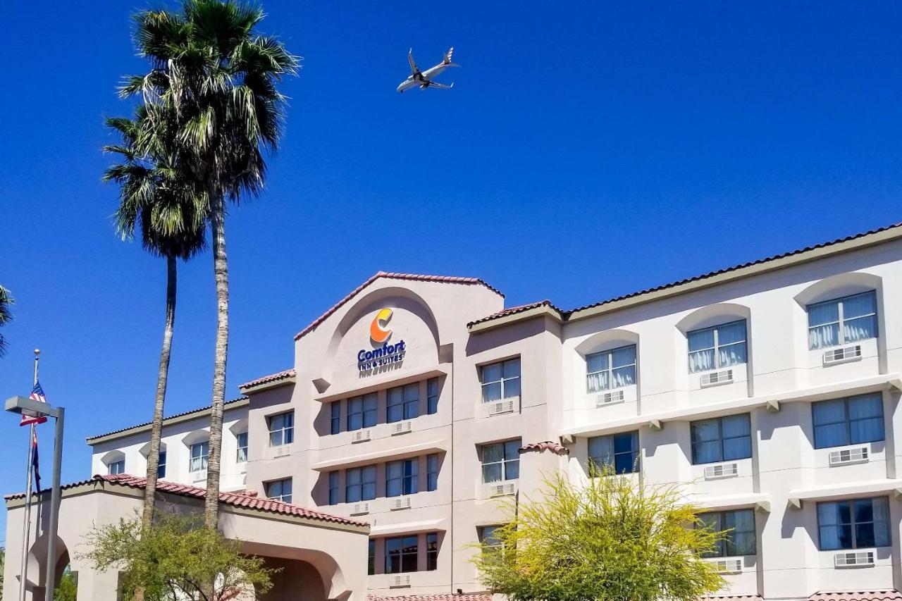 Comfort Inn & Suites Tempe Phoenix Sky Harbor Airport ภายนอก รูปภาพ