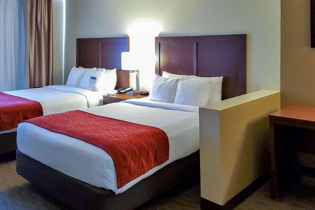 Comfort Inn & Suites Tempe Phoenix Sky Harbor Airport ภายนอก รูปภาพ